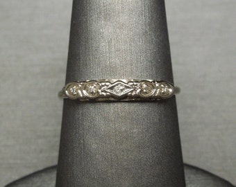 Vintage Estate C1950 14K White Gold Five-Stone Round Diamond Four Heart Wedding Band / Sweetheart Promise Ring Sz 8