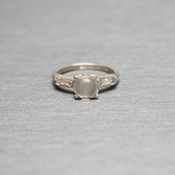 Antique Moonstone Ring / Antique Estate C1940 Sterling Silver 0.83 carat Moonstone Sphere & Baguette Classic Engagement Style Ring  Sz 6