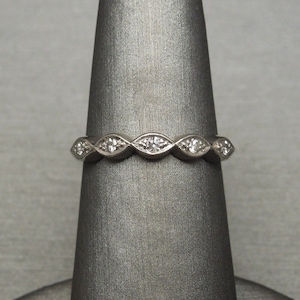 Antique Estate C1940 Platinum 0.14TCW VVS Single cut Diamond Fish Eye Wedding Band Sz 6.75