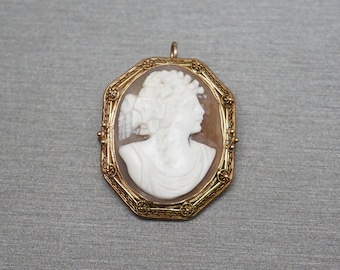 Victorian Cameo Pin Pendant / Antique Victorian Estate C1880 10K Gold Filigree Conch Shell Cameo Octagon Shaped Pin Pendant  1 1/8"