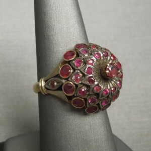 Mid Century Estate C1960 8Kt Gold 2 carat Ruby Thai Princess Ring / Ruby Harem Ring / Ruby Princess Ring  Sz 8.75