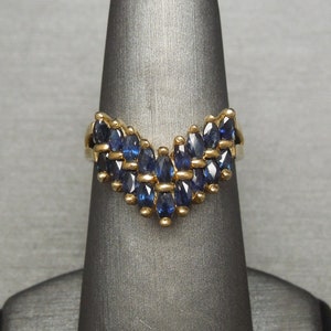 Vintage Estate C1970 14K Yellow Gold 1.25TCW Natural Blue Sapphire Chevron Ring / Wishbone V Ring Sz 7