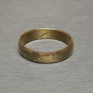 Unisex / Men's Vintage Estate C1980 14K Gold Hammered Gold Design Eternity 4.2mm Wedding Band Sz 9.25