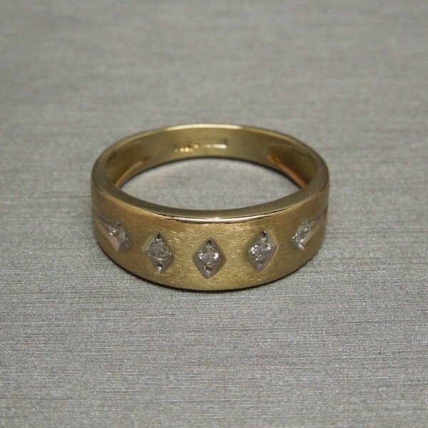 Men's Vintage Estate C1970 10K Satin Gold Harlequin Pattern 0.12TCW Diamond Wedding Band / Ring Sz 7.5