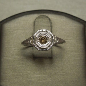 Antique Belle Epoque Estate C1910 18K White Gold Filigree Octagon 0.21TCW Brilliant Cognac Diamond Solitaire / Engagement Ring Sz