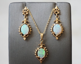 Opal Necklace & Earrings Set / Vintage Estate C1970 14K Gold Victorian Style Fire Opal Pendant Necklace and Earrings Set / Vintage Opal Set