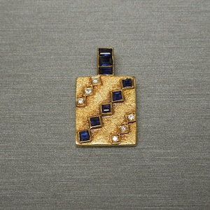 Unisex / Men&#39;s Vintage Estate Art Deco 14K Florentine Gold 0.62TCW Kashmir Sapphire & Brilliant Diamond Pendant 1&quot; x 0.55&quot;