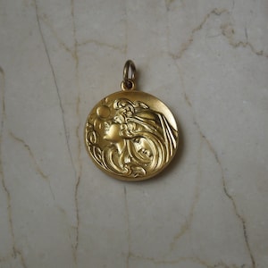 Art Nouveau Locket Pendant / Art Nouveau Estate C1880 10K Gold &#39;Two Lady&#39; Locket Pendant / Antique Gold Locket  1.25&quot;