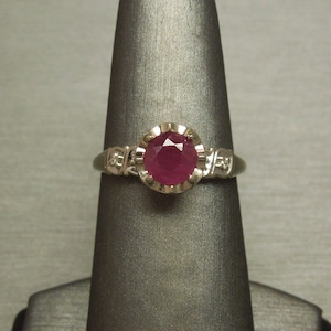 Vintage Estate C1950 14K White Gold 1.35TCW Round cut Natural Ruby Solitaire & Diamond Engagement Ring Sz 7.75