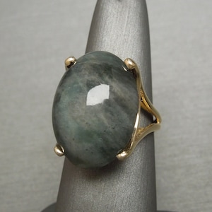 Mid Century Estate C1960 14K Gold 24.30 carat Blue-Green Cats Eye Alexandrite Solitaire Ring  Sz 7