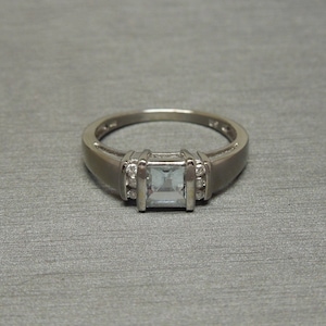 Vintage Estate 14K White Gold 0.69TCW Square Aquamarine Solitaire & Diamond / Engagement Ring Sz 7