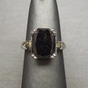 Mid Century Estate C1960 14K White Gold 8.75TCW Cushion cut Black Diamond Solitaire & Green Diamond Engagement Ring Sz 5.5