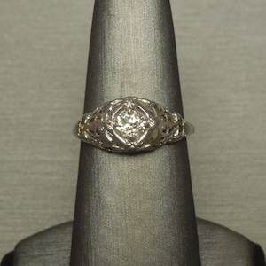 Antique Estate C1900 18K White Gold Floral Filigree 0.38ct J VS2 Old European cut Diamond Solitaire Engagement Ring Sz 7