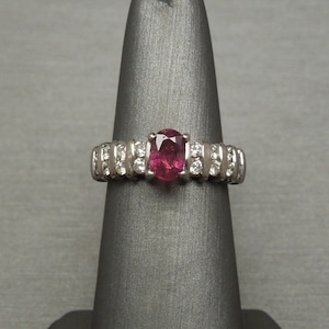 Vintage Estate Platinum 1.60TCW Oval Ruby Solitaire & Channel Diamond / Art Deco Engagement Ring Sz 6.25