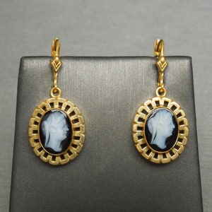 Antique Estate C1880 14K + 10K Gold Empire Style Sardonyx Cameo Earrings / Gold Cameo Earrings  1.30&quot;
