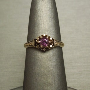 Antique Victorian Estate C1890 14K Gold 0.40ct Natural Plum Ruby Solitaire / Engagement Ring Sz 6.5