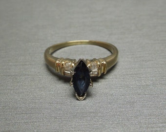 Vintage Estate C1980 Classic 14K Gold 1.20TCW Fancy Marquise cut Blue Sapphire Solitaire & Diamond Baguette Engagement Ring Sz 8