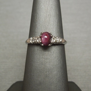Antique Estate C1940 Platinum 1.18TCW Cabochon Star Ruby Solitaire & Brilliant Diamond Engagement Ring Sz 6.5