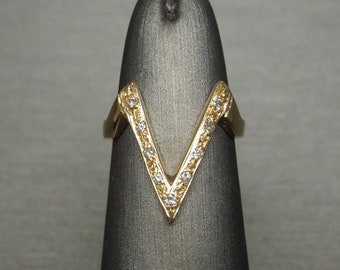 Vintage Mid Century Estate C1960 14K Gold 0.14TCW Diamond
