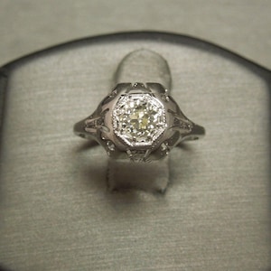 Antique Edwardian Estate C1900 18K White Gold Filigree 0.50ct VVS Old European cut Diamond Solitaire Engagement Ring Sz 6