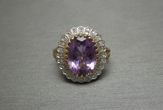 Vintage Estate 14K Gold 10.50TCW Oval Amethyst So… - image 1