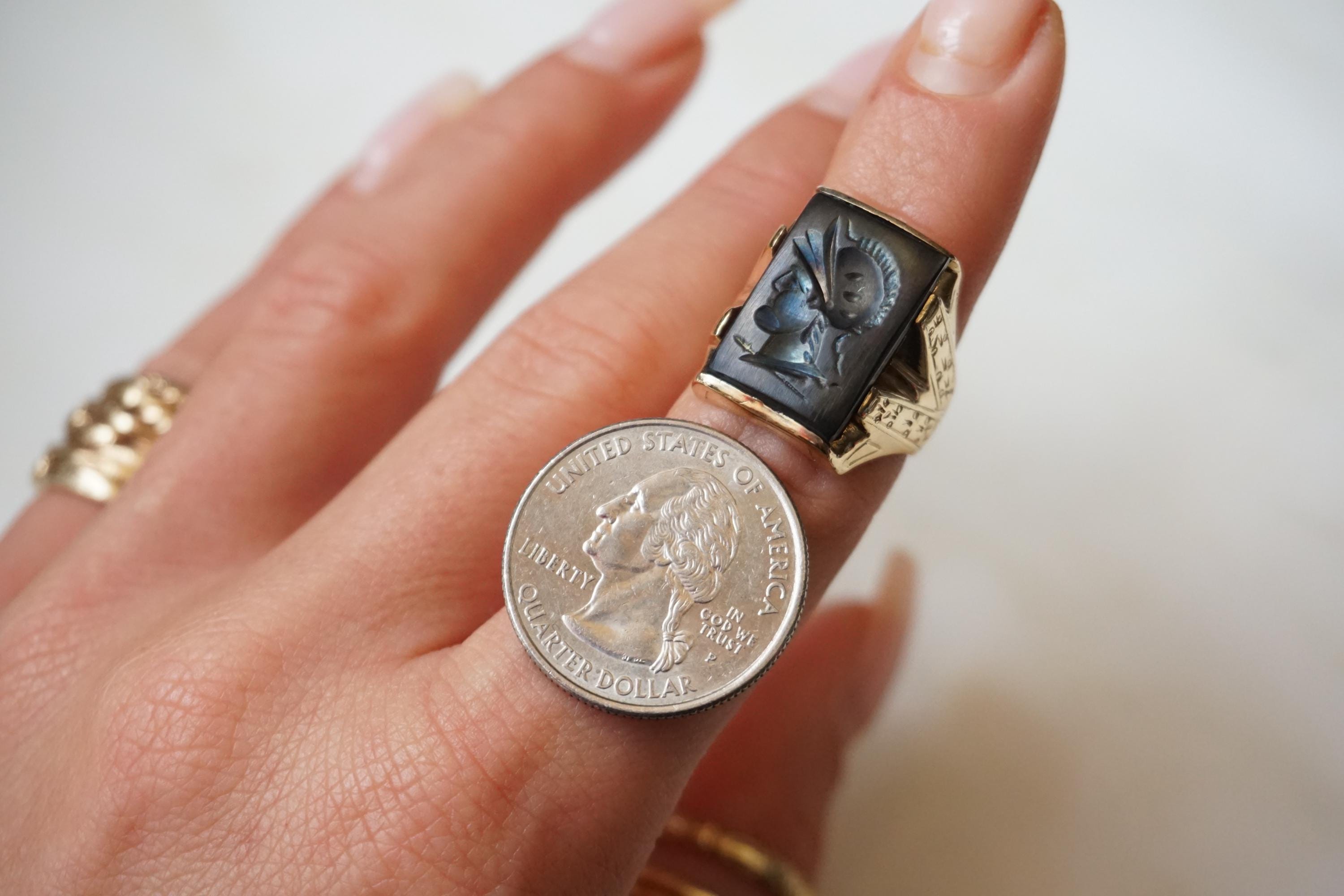 10K Gold Hematite Intaglio Ring / Unisex Men's Antique Estate