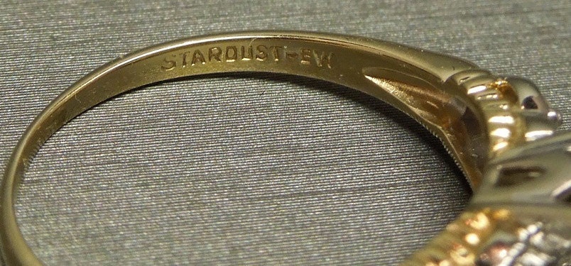 Vintage Estate C1950 Signed STARDUST 14K Gold Milgrain 0.28