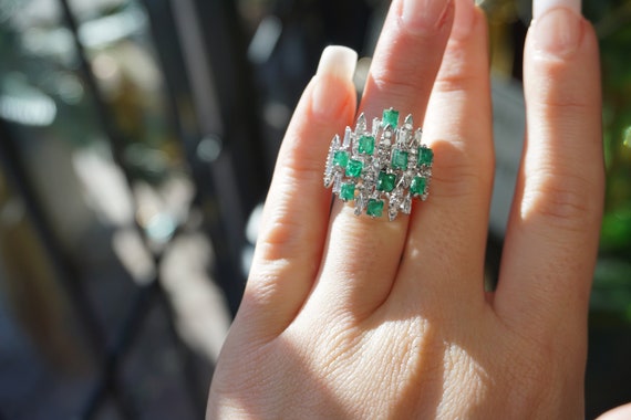 Emerald Cocktail Ring / Mid Century Estate Circa … - image 3