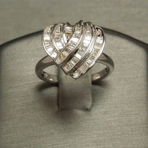 Vintage Estate C1980 Custom Made 14K White Gold 1.50TCW Diamond Baguette Puffed Heart / Sweetheart Statement Ring Sz 7