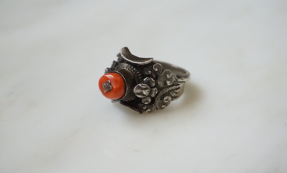 Antique Coral Ring / Unisex Antique Middle Eastern Estate C1850 .900 Silver Natural Coral Ring / Men's Silver Coral Ring  Sz 8.5