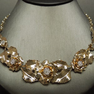 Mother&#39;s Day * Vintage Estate C1970 14K Gold 2.00TCW Brilliant Diamond Cluster Floral / Rose Flower Necklace 17&quot;