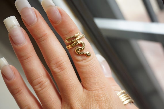 Vintage Snake Ring / Vintage Estate 1980s Gold Ve… - image 5