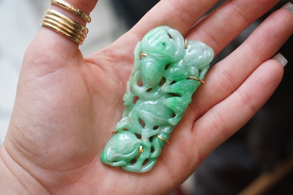 Vintage Jade Carving Brooch / Mid Century Estate … - image 8