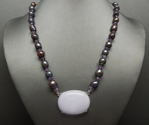 Vintage Estate Lavender Jade, Peacock Pearl & Ame… - image 1