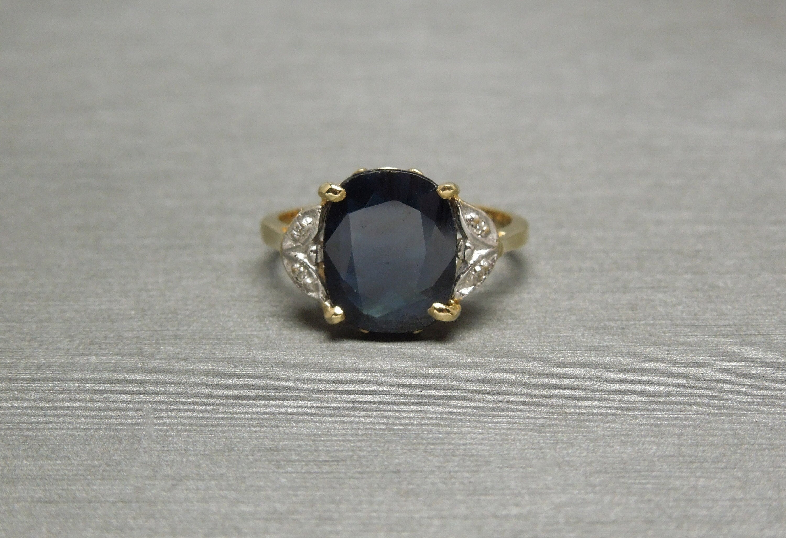 Vintage Estate C1950 14K Gold 3.60 carat Oval Sapphire Solitaire & Diamond Art Deco Ring / Art Deco Sapphire Ring  Sz 6.25