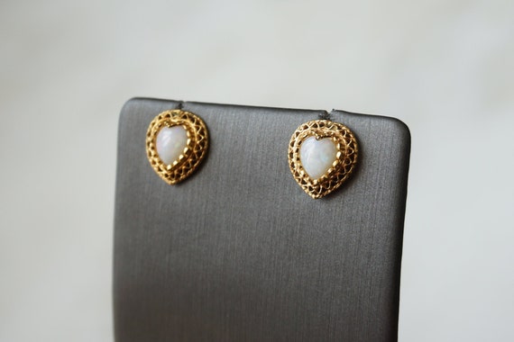 14K Gold Heart Opal Earrings / Vintage Estate C19… - image 2