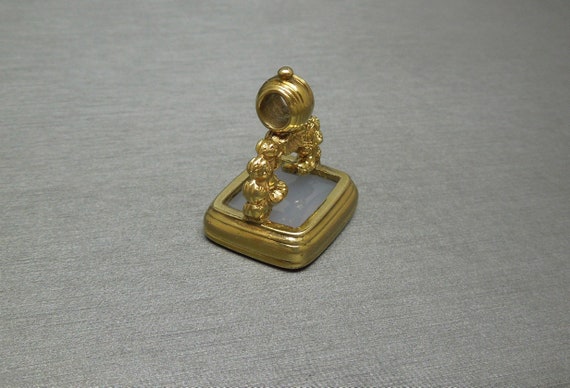 Unisex / Men's Antique Victorian Estate C1890 14K Gold Quartz Shield Intaglio Watch Fob 1 1/8"