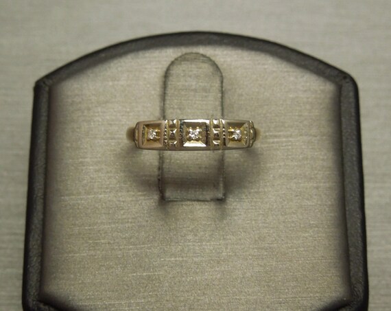 Antique Pre Art Deco Estate C1940 14K Gold 0.04TC… - image 3