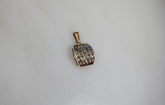 14K Gold Baguette Pendant / Vintage Estate 14K Gold 0.65TCW Channel Diamond Baguette Charm Pendant / Vintage Baguette Drop  0.75"