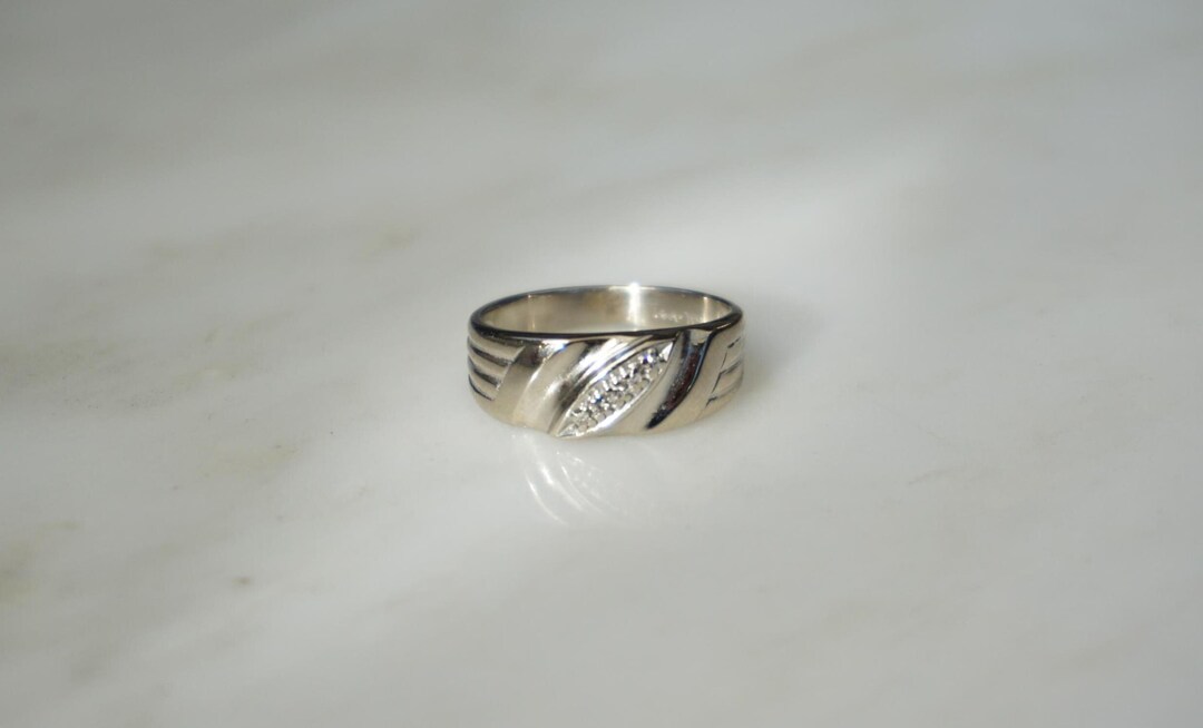 Unisex Men's Vintage Mid Century Estate C1960 14K White Gold 0.07