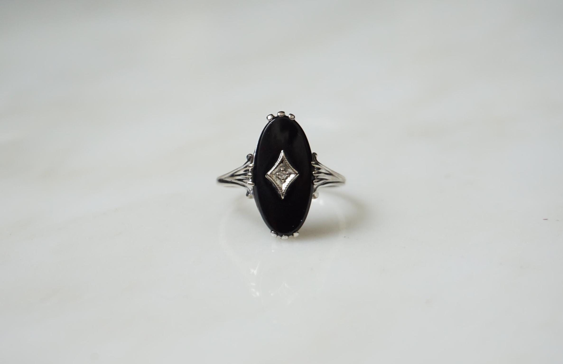 Vintage Onyx Ring / Vintage Estate C1950 10K White Gold Onyx & Diamond Oval Shield Ring / Oval Onyx Ring  Sz 8