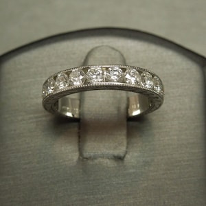 Unisex / Men&#39;s Vintage Estate C1980 Platinum Etched Engraved 1.01TCW D E VVS SI Channel Diamond 4mm Wedding Band Sz 7