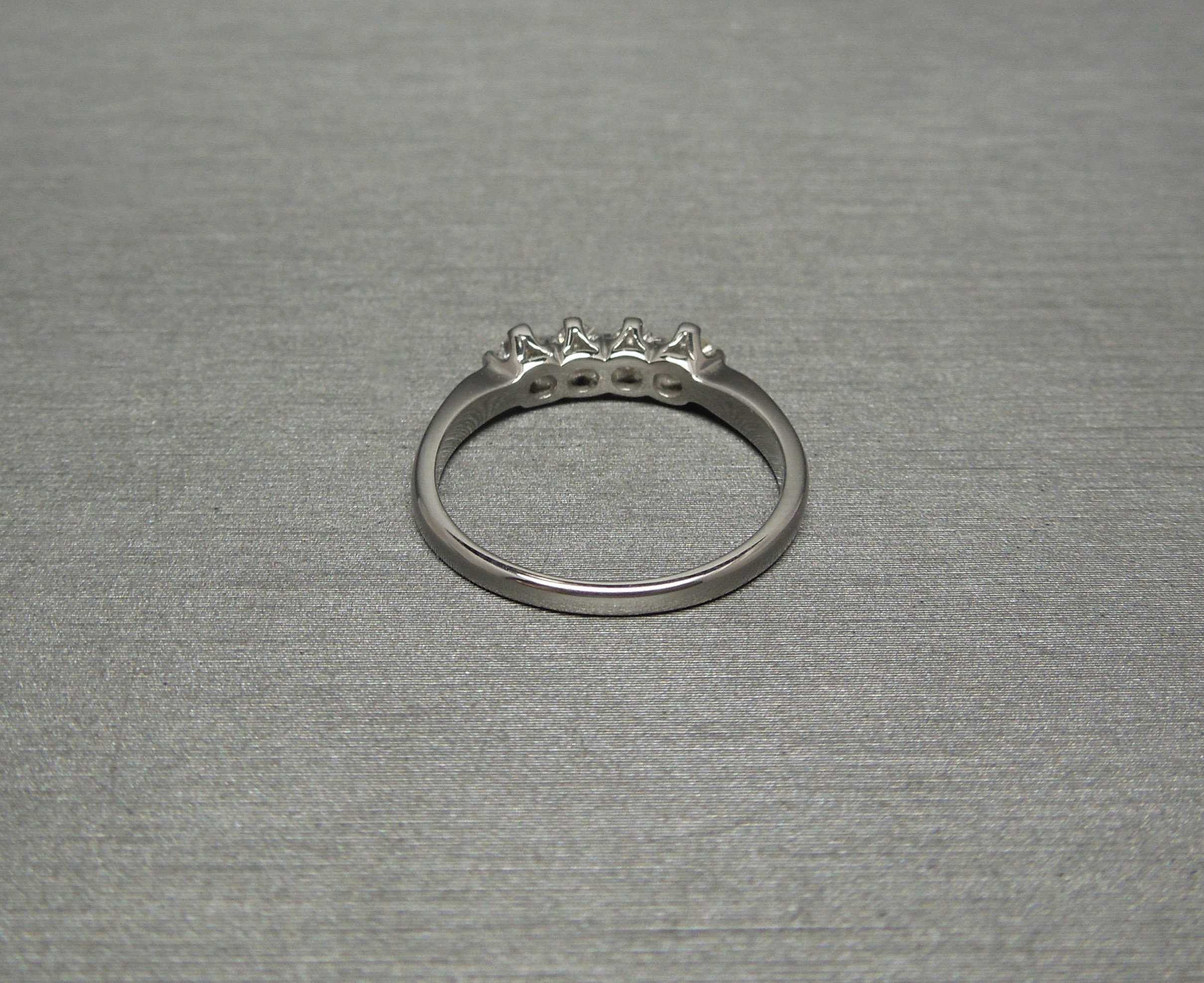 Vintage Mid Century Estate C1960 14K White Gold Classic Four