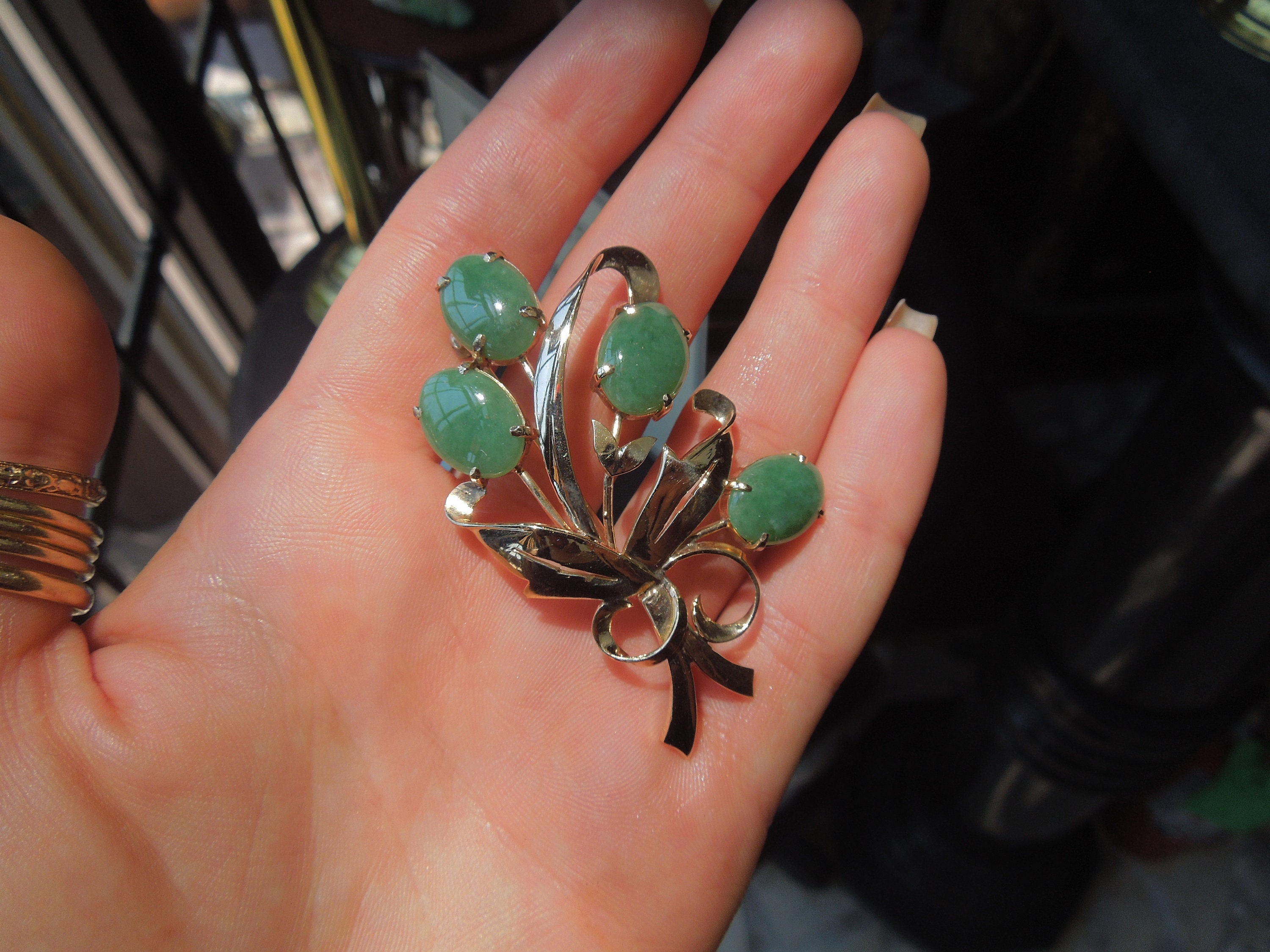 Broche Ancienne En Jade (présumé) - Distintive Gifts - Vintage