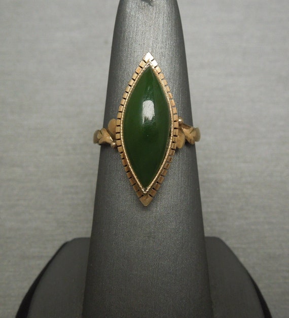 Antique Estate C1940 14K Gold Natural Jade Solitai