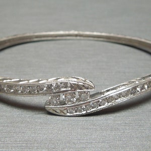 Mid Century Estate C1960 14K White Gold 0.75TCW Diamond Snake Skin Bangle Bracelet