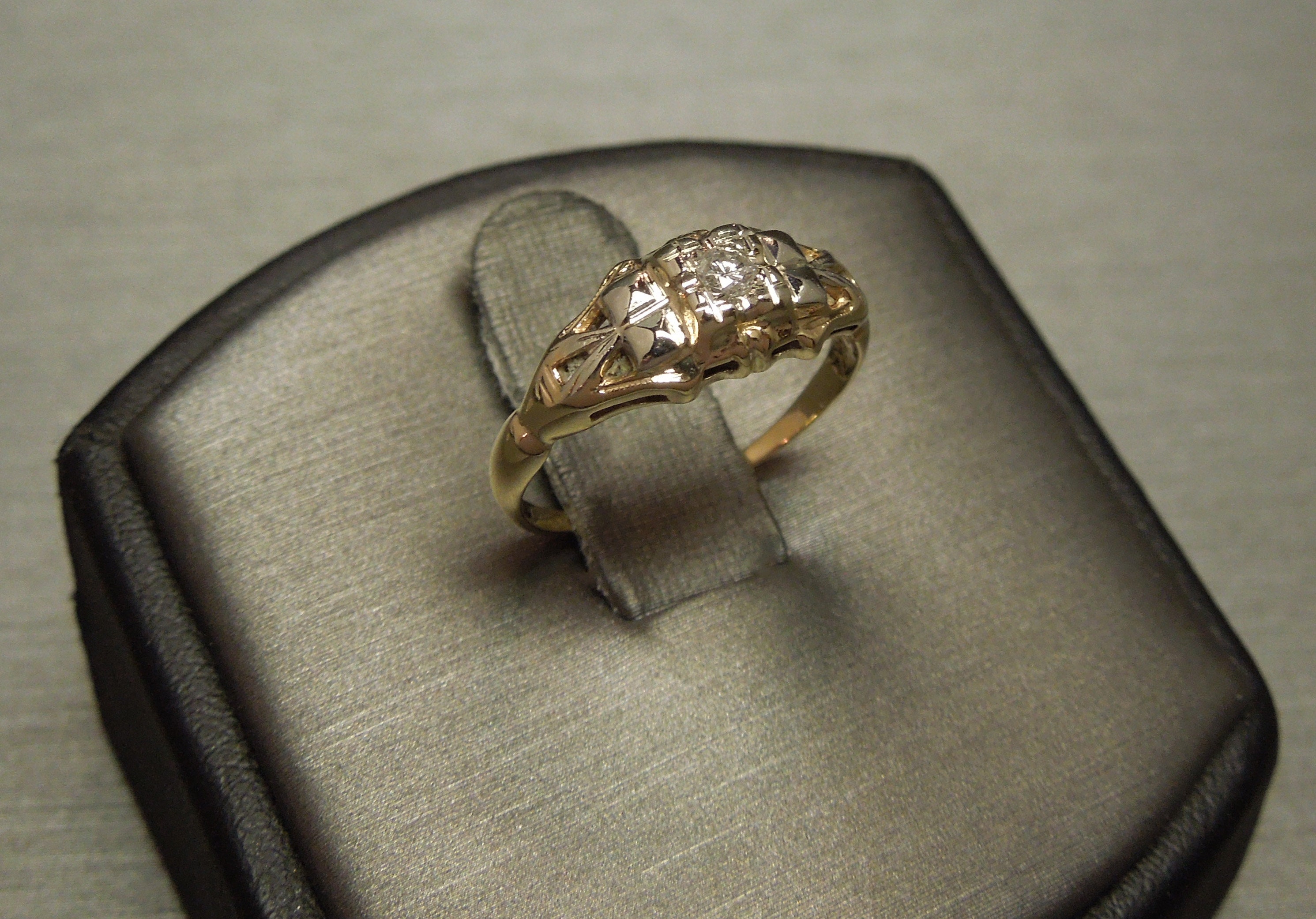 Pieta　Ocarina１C EXcellent Piaget - 18K Yellow Gold 9559 D Hexagonal Vintage Ladies