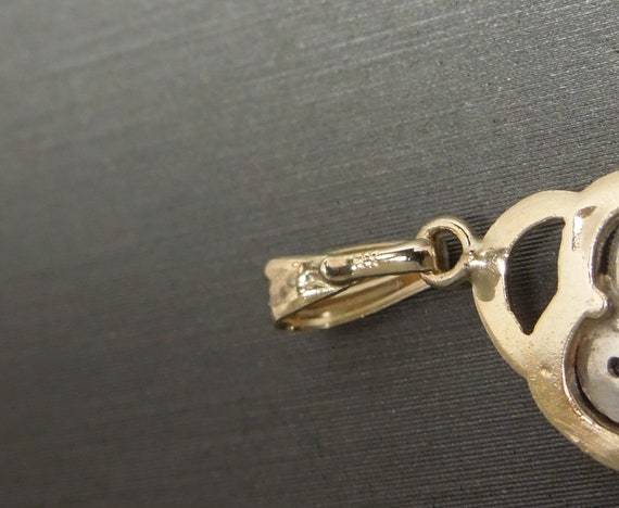 0.75 in x 0.16 in 14K Gold V Key Charm Pendant 0.75 in x 0.16 in 14K Gold V Key Charm Pendant