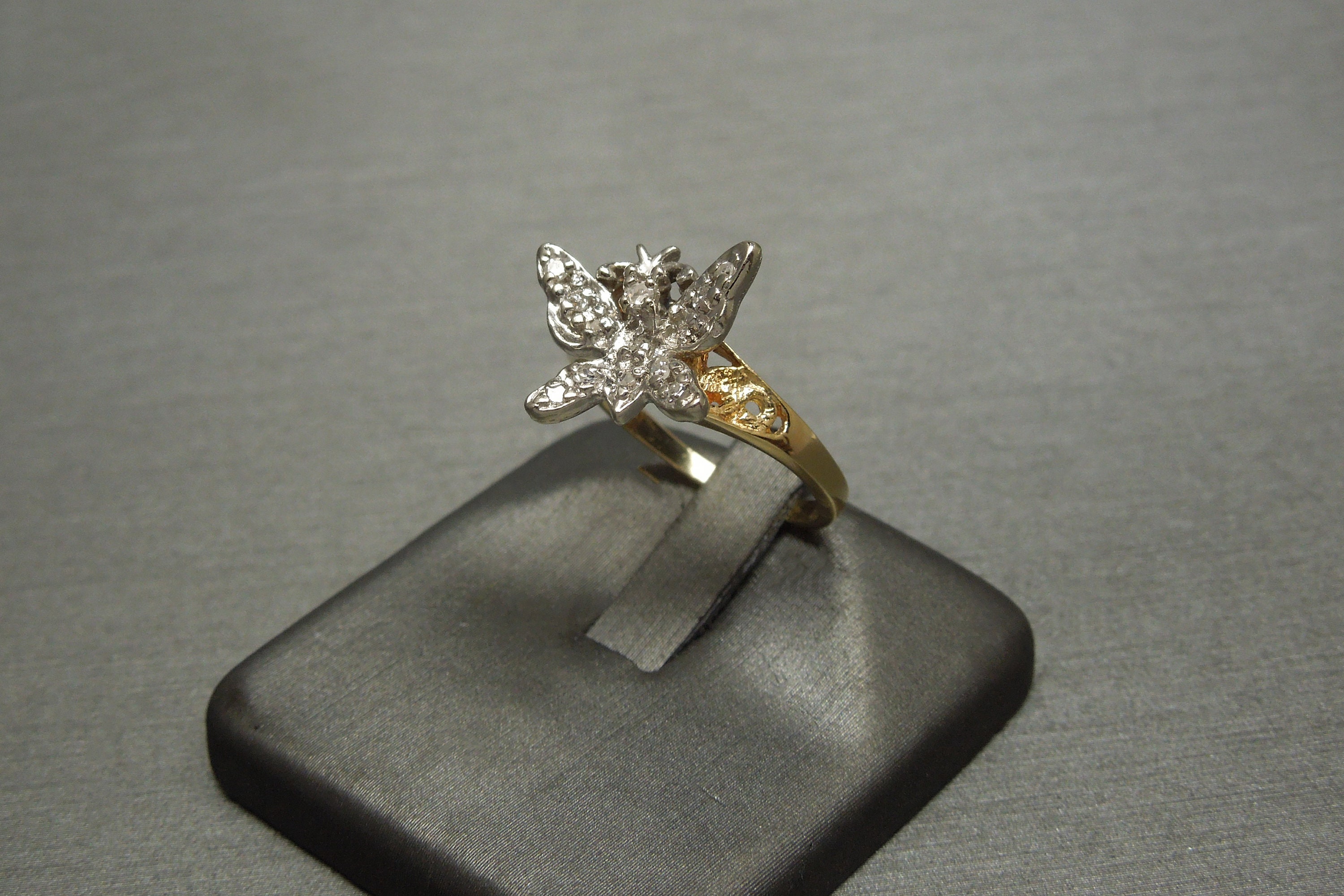 Diamond Butterfly Ring / Mid Century Estate C1960 14K Gold