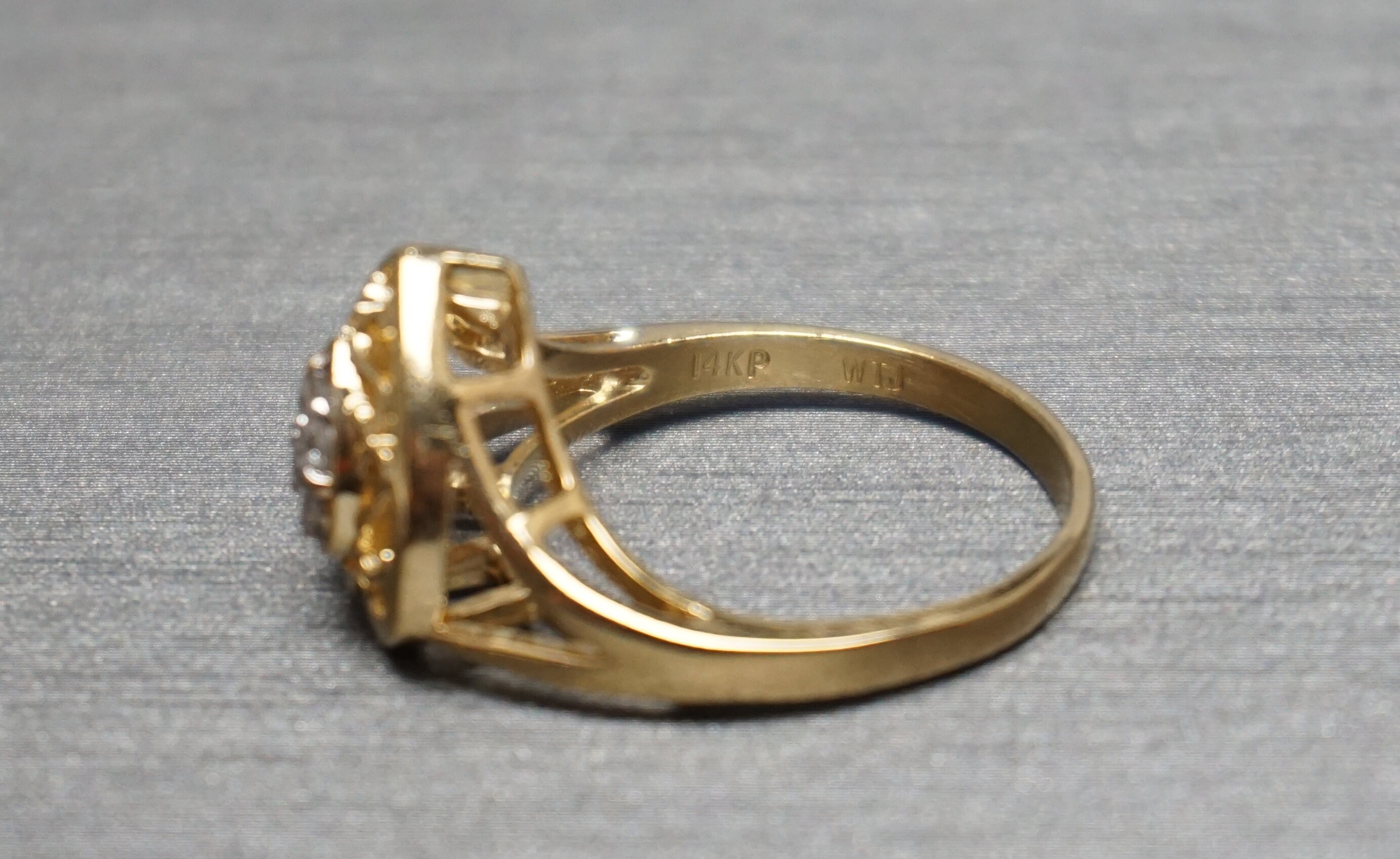 Diamond Heart Ring / Vintage Estate 14K Gold 0.18TCW